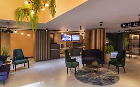 Ibis Curitiba Batel